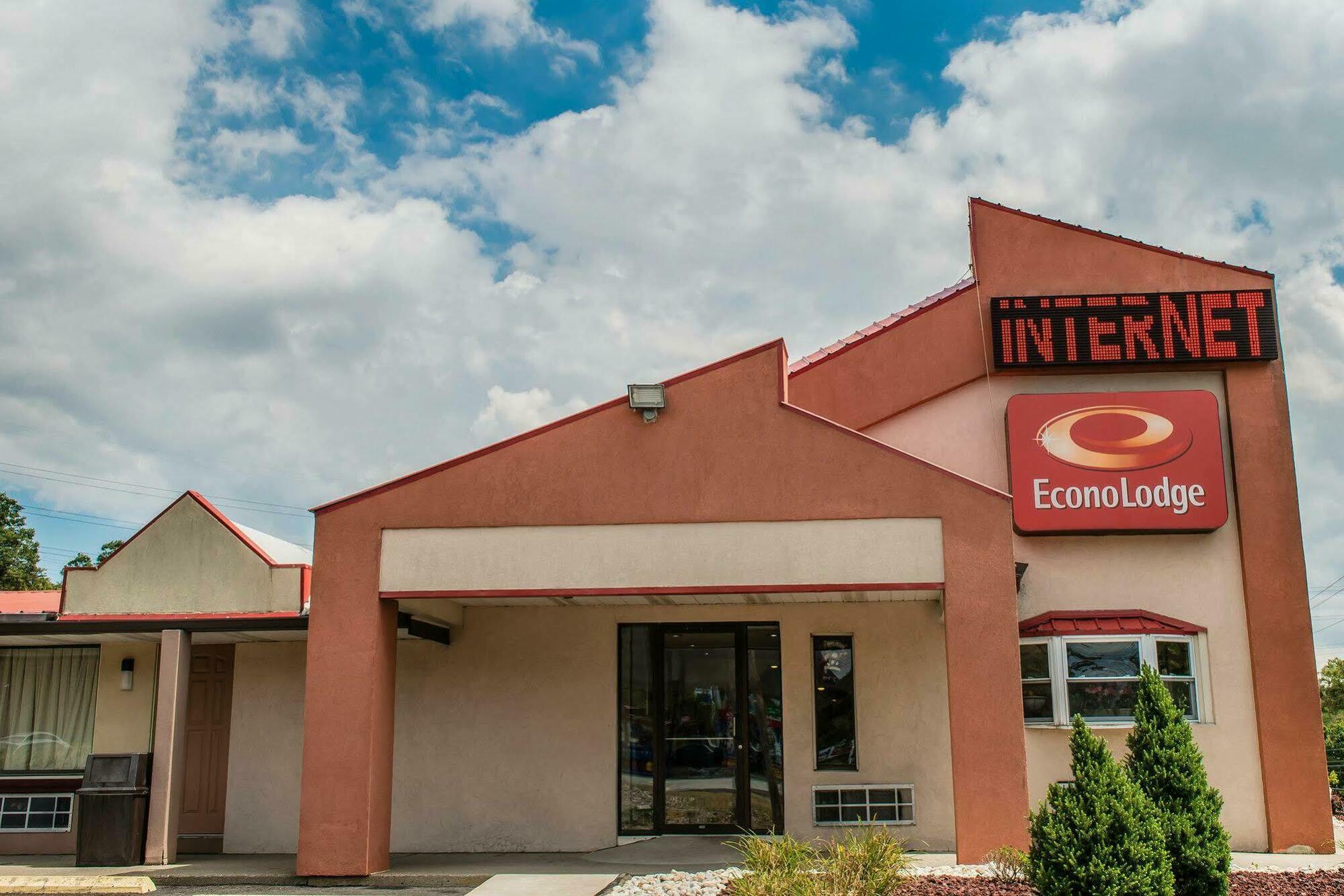 Econo Lodge Pittsburgh I-79 Экстерьер фото